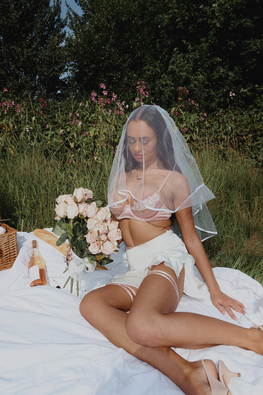 The August set - Venus