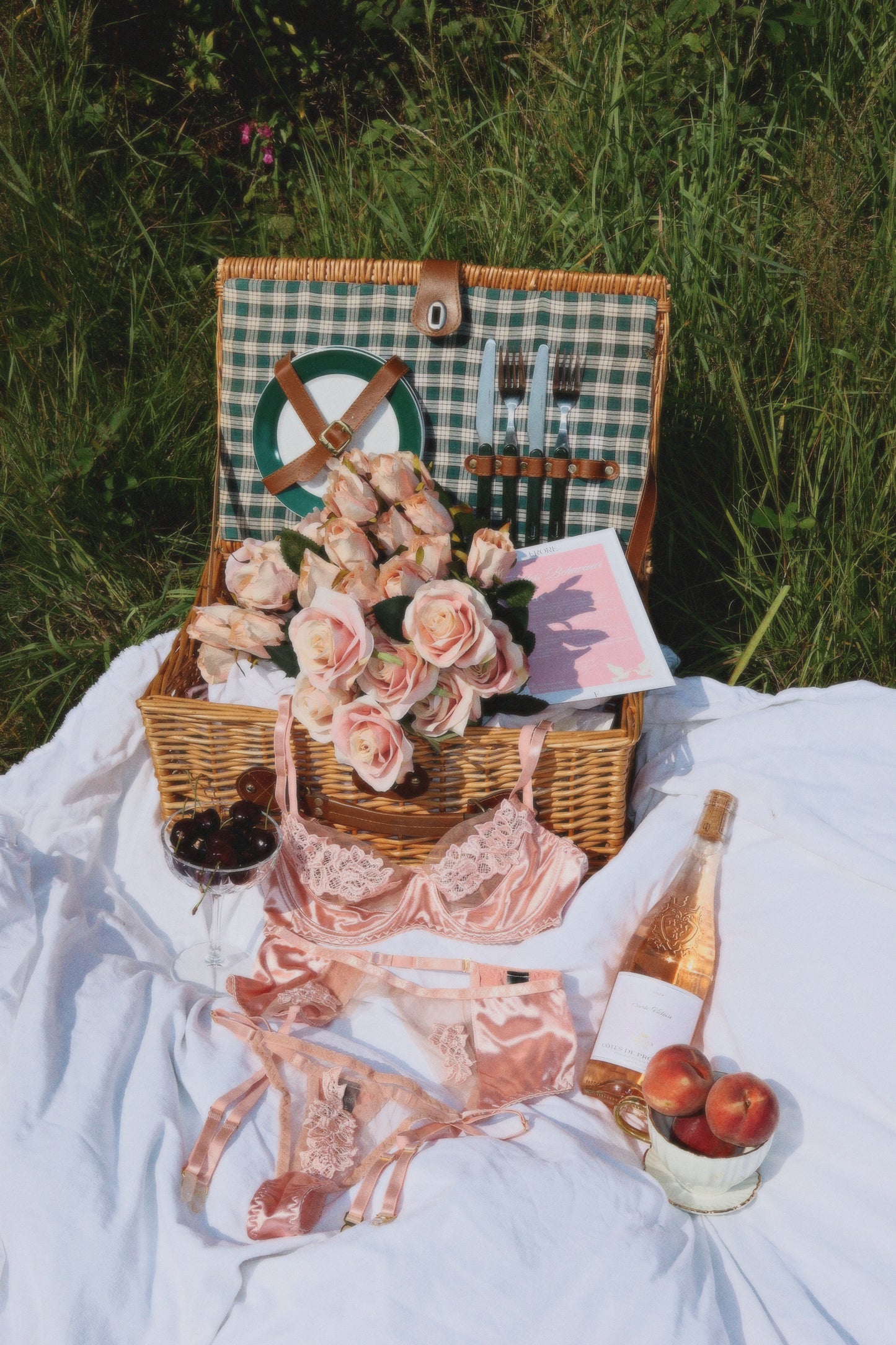 The August set - Venus